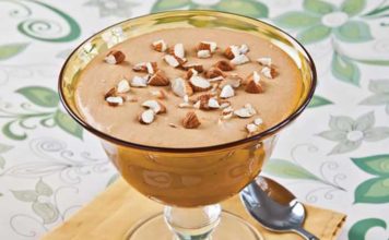 Copa de banana y crema de dulce de leche con 150 calorías