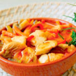 Deliciosa cazuela de pollo con 215 calorías