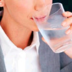 Potomanía: cuando el agua se convierte en una peligrosa obsesión