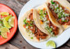 Tacos de carne, cebolla, tomate y ají con 230 calorías