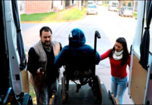 Transporte escolar para chicos con discapacidades en Malvinas Argentinas