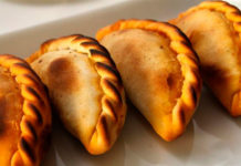Empanadas tucumanas de carne cortada a cuchillo con 145 calorías