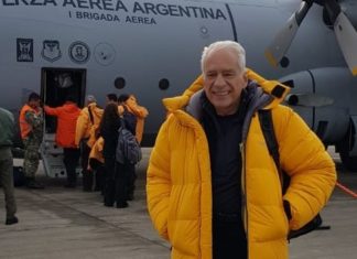 El doctor Alberto Cormillot vuelve a la Antártida