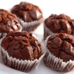 Deliciosos muffins de chocolate con 265 calorías