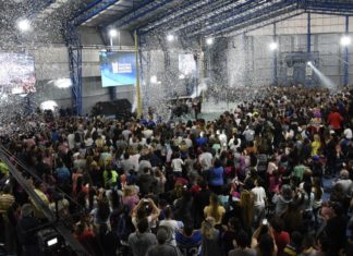 Malvinas Argentinas inauguró el Polideportivo de Pablo Nogués