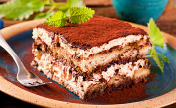 Tiramisú con bizcochuelo versión light