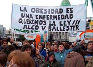 Se celebra el Día Nacional de la Lucha contra la Obesidad que recuerda el abrazo al Congreso de 2006