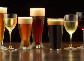 5 tips para beber a conciencia y una tabla que revela cuánto alcohol y calorías aporta cada bebida