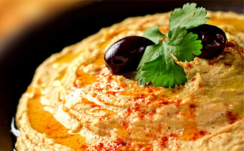 Pasta de garbanzos para untar super nutritiva, económica y con pocas calorías