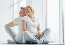 Gym para hacer en casa: Estiramiento de a dos