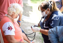 Un contingente de adultos mayores provenientes de Florianópolis fue controlado a modo de prevención en Malvinas Argentinas