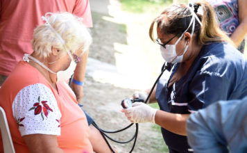 Un contingente de adultos mayores provenientes de Florianópolis fue controlado a modo de prevención en Malvinas Argentinas
