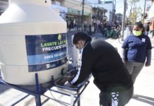 Instalan tanques de agua comunitarios en Malvinas Argentinas para prevenir el coronavirus