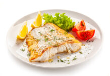 Milanesas de merluza al horno con 140 calorías