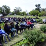 Los pacientes del Centro de Obesidad y Enfermedades Metabólicas Dr. Alberto Cormillot de Malvinas Argentinas visitaron la Huerta Demostrativa