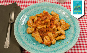 Ñoquis integrales con salsa de hortalizas