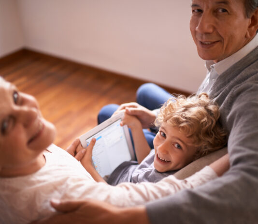 Abuelos y nietos: un vínculo que hace bien a los dos