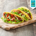 Deliciosos tacos con alubias y chiles