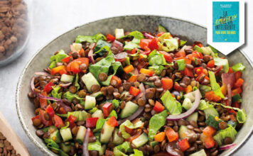 Ensalada fresca de legumbres y pimientos