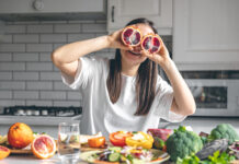 14 alimentos que ayudan a cuidar la vista, según la ciencia