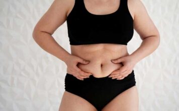 ¿Por qué aparecen los “rollitos” en la panza después de los 45 años?